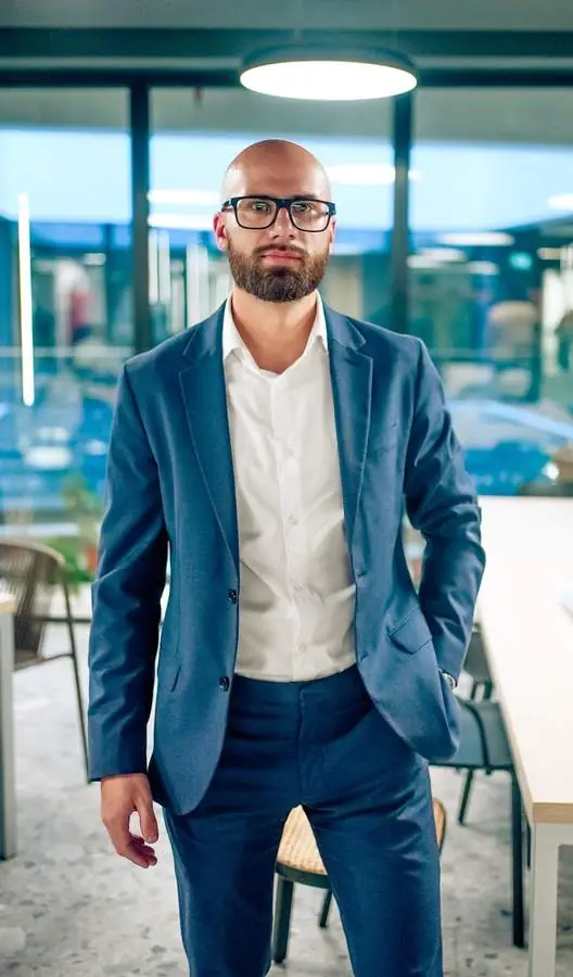 Ross Shemeliak at a conference